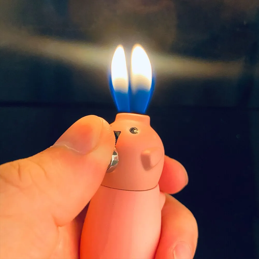 ⁦מצית בצורת חזיר עם להבה כפולה⁩ – תמונה ⁦6⁩