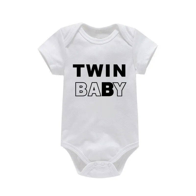 ⁦בגד גוף לתינוקות תאומים עם הדפס - Twin Baby⁩ – תמונה ⁦5⁩