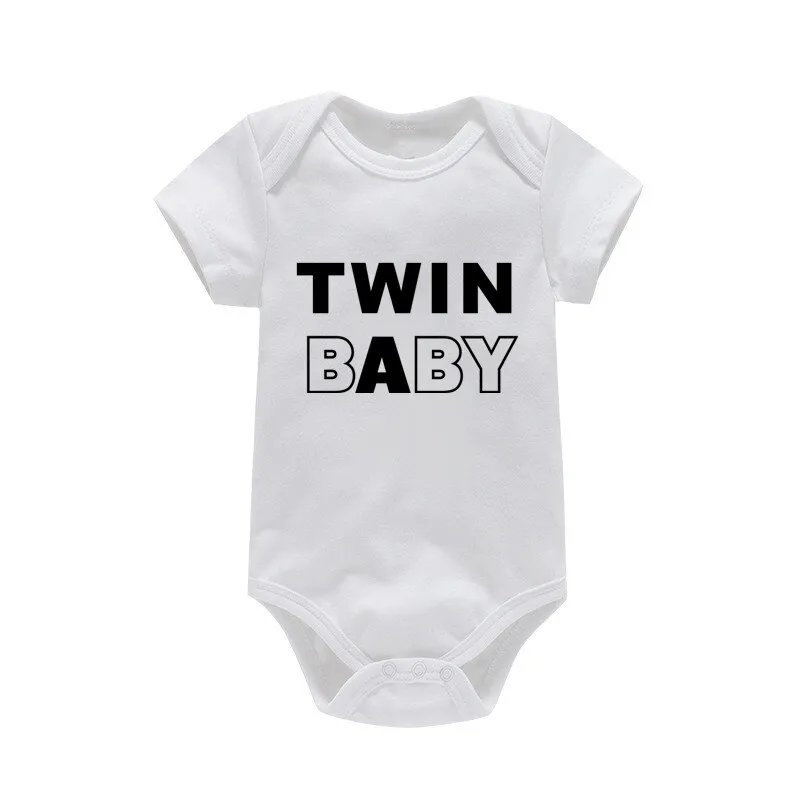 ⁦בגד גוף לתינוקות תאומים עם הדפס - Twin Baby⁩ – תמונה ⁦4⁩