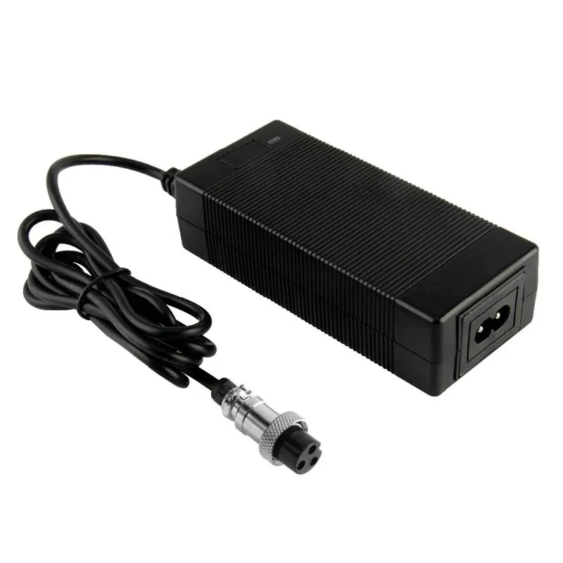 מטען לקורקינט חשמלי ואופניים חשמליים 2A ,48V חיבור 3P GX16