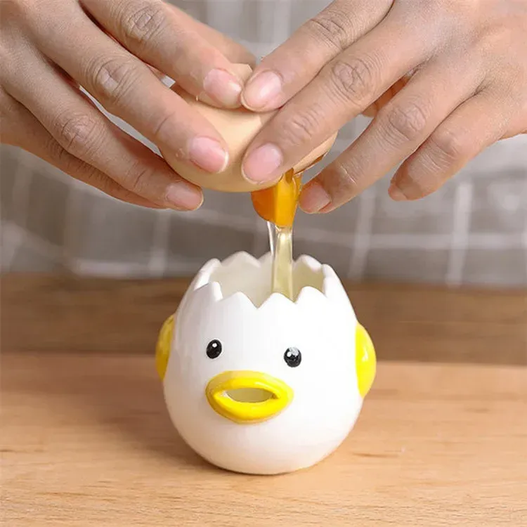 Egg White Separator Cute Cartoon Model Kitchen Accessories Easy Separation of Egg Whites and Yolks Ceramics Cooking Kitchen Tool Egg White Separator Cute Cartoon Model Kitchen Accessories Easy Separation of Egg Whites and Yolks Ceramics Cooking Kitchen Tool