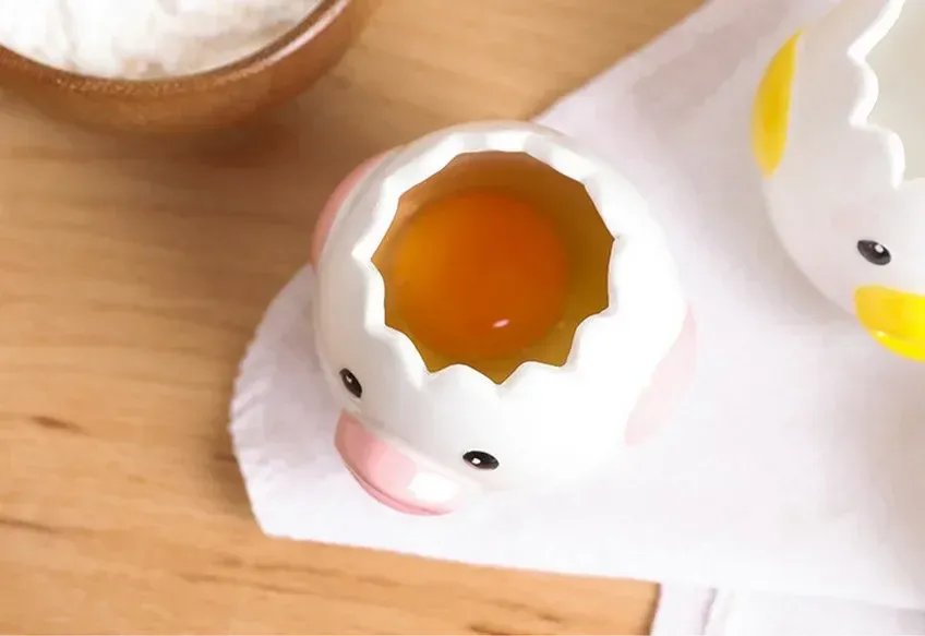 Egg White Separator Cute Cartoon Model Kitchen Accessories Easy Separation of Egg Whites and Yolks Ceramics Cooking Kitchen Tool Egg White Separator Cute Cartoon Model Kitchen Accessories Easy Separation of Egg Whites and Yolks Ceramics Cooking Kitchen Tool