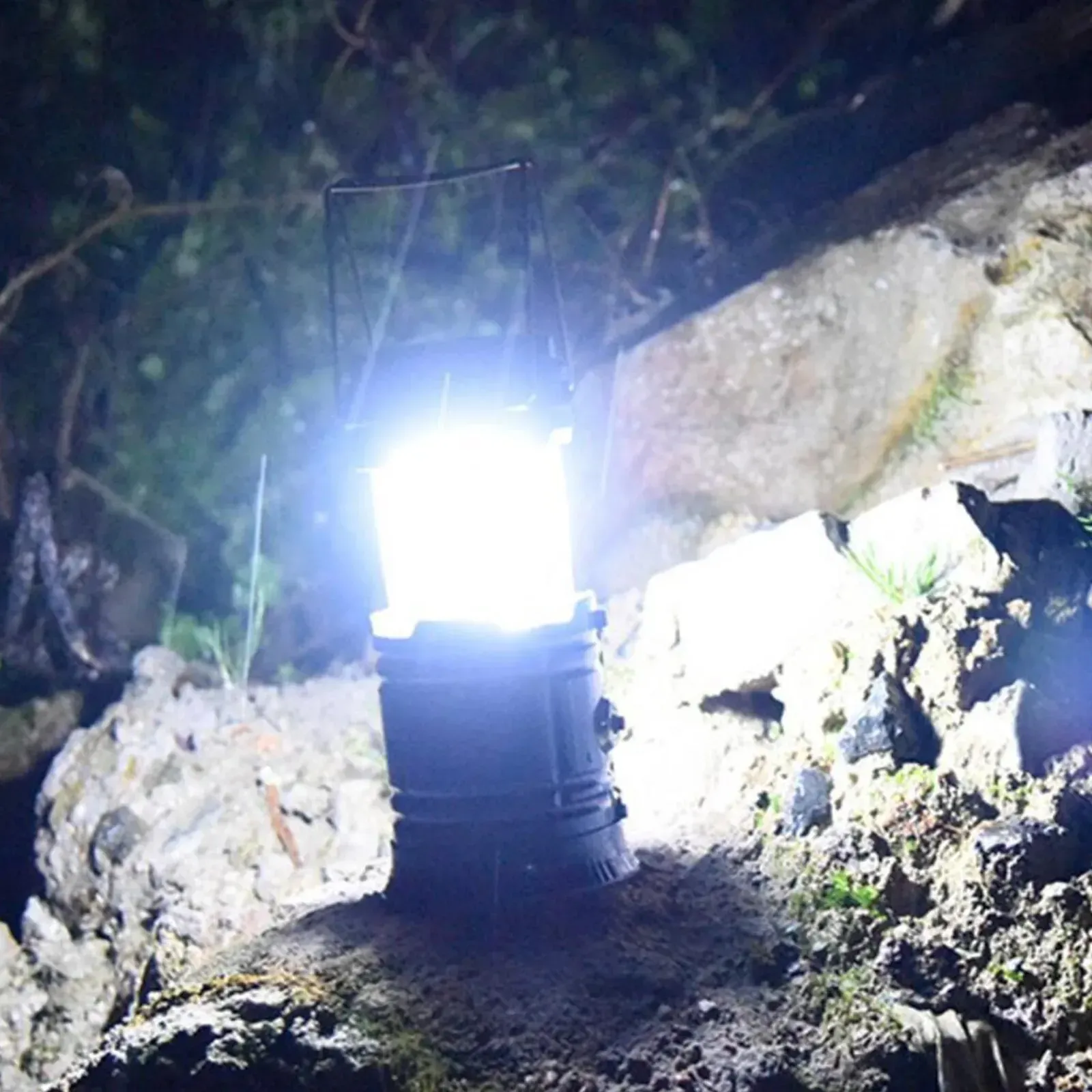 Solar Multifunctional Handheld Camping Lamp Tent Lamp LED Portable Flashlight Portable Waterproof Emergency Powered Work Light Solar Multifunctional Handheld Camping Lamp Tent Lamp LED Portable Flashlight Portable Waterproof Emergency Powered Work Light