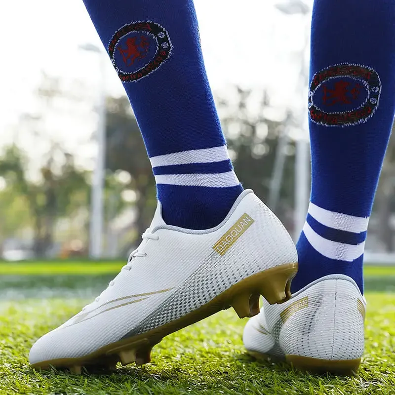 Professional Soccer Shoes Men Women Low-Ankle Football Boots Breathable Non-Slip Soccer Cleats Adults kids Outdoor Sneakers Professional Soccer Shoes Men Women Low-Ankle Football Boots Breathable Non-Slip Soccer Cleats Adults kids Outdoor Sneakers