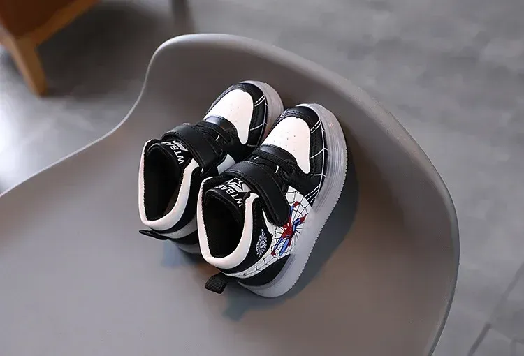 Disney Children's Led Light Shoes Fashion Aoger Spiderman Boys Sneakers Girls Cartoon Casual Shoes Breathable Kids Sport Shoes Disney Children's Led Light Shoes Fashion Aoger Spiderman Boys Sneakers Girls Cartoon Casual Shoes Breathable Kids Sport Shoes