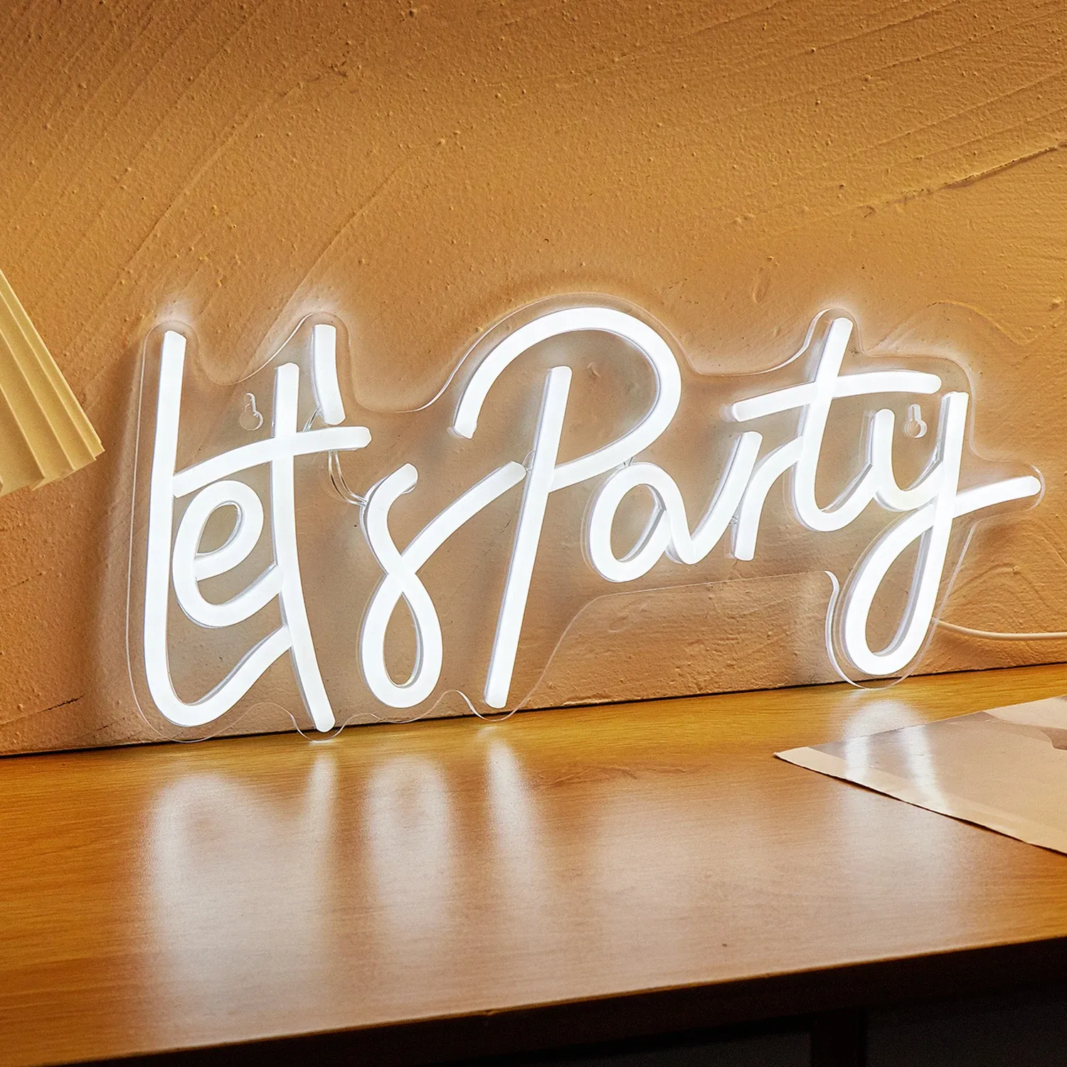 ⁦שלט LED Let's Party לאירועים ומסיבות עם חיבור USB⁩ – תמונה ⁦5⁩