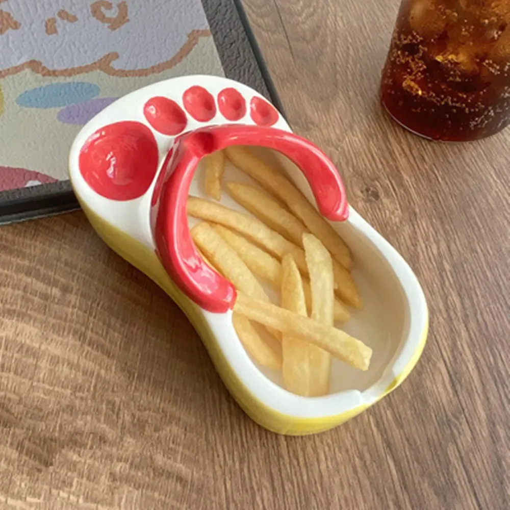צלחת צ'יפס קרמית בעיצוב כפכף עם תא לרטבים – תמונה 6