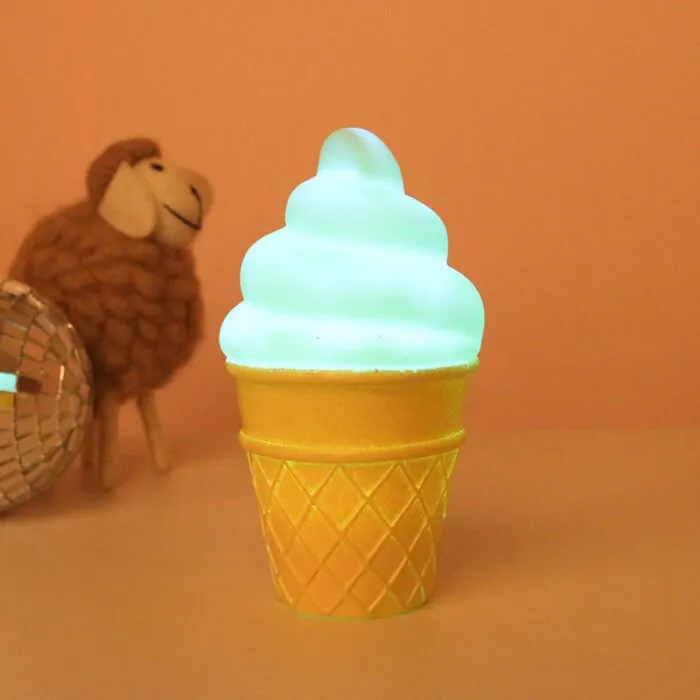 ⁦מנורת לילה לילדים גלידה – עיצוב חמוד ואור רך לחדר⁩ – תמונה ⁦2⁩