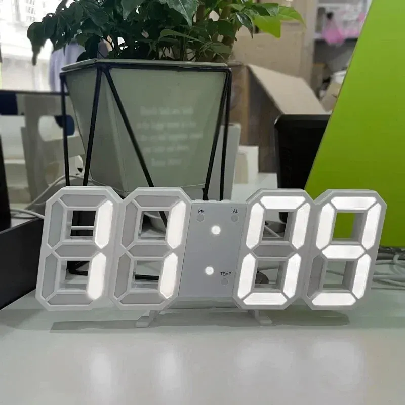 שעון דיגיטלי לד תלת מימדי עם USB לשולחן ולקיר