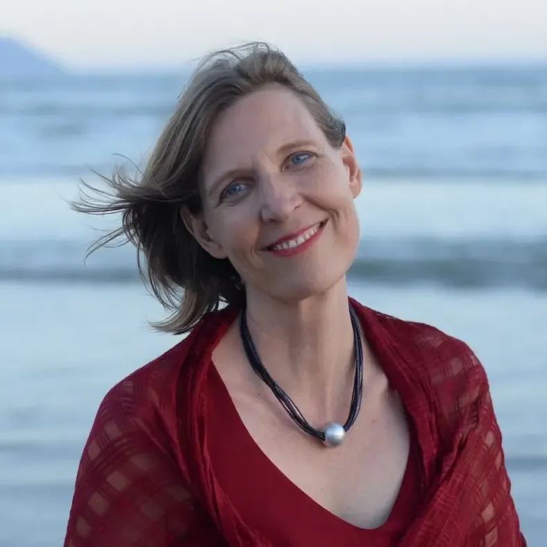 Lernbegleitungsausbildung für spielbasierte Entfaltung 23 Porträtfoto von Henriette Mathieu