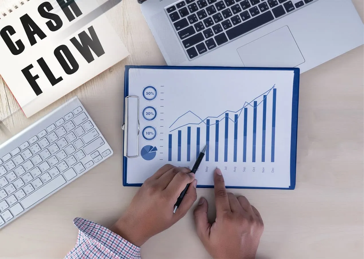 cash flow comparison