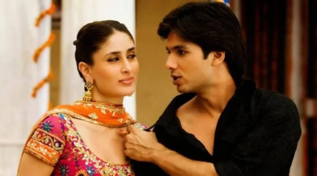 Kareena Kapoor 2026: Fierce Glamour, Unstoppable Success & Story of a True Icon 12 Kareena Kapoor jab met modeling a stylish look with confident expression