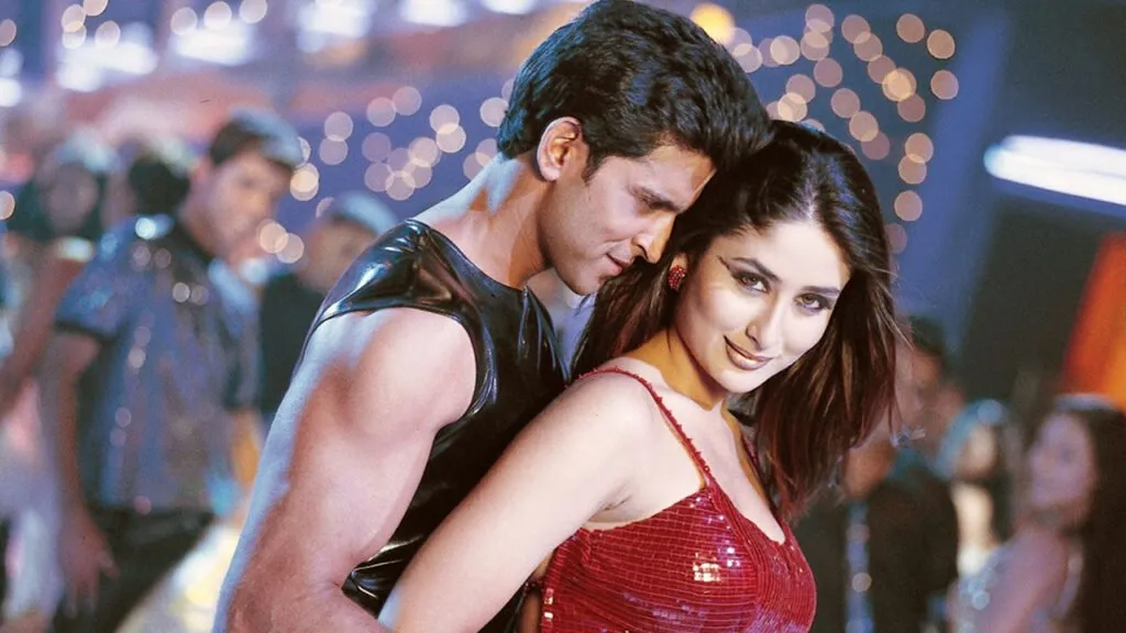 Kareena Kapoor 2026: Fierce Glamour, Unstoppable Success & Story of a True Icon 13 Kareena Kapoor kabhi khushi kabhi displaying unique outfit details and accessories