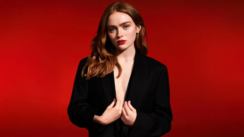 Sadie Sink Fashion Moments That Always Hit Different 9 sadie sink featured