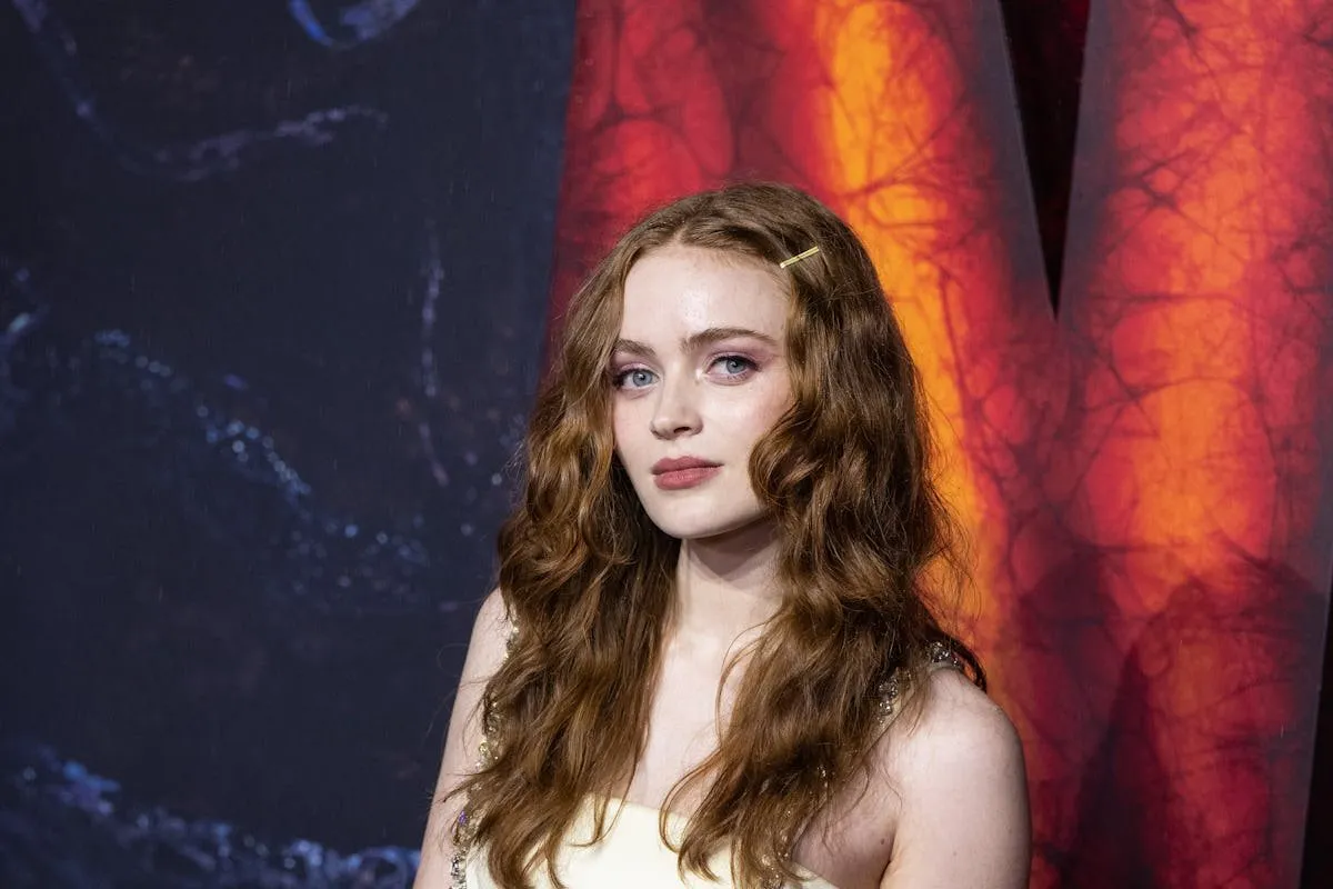 Sadie Sink Fashion Moments That Always Hit Different 12 sadie sink inline 1