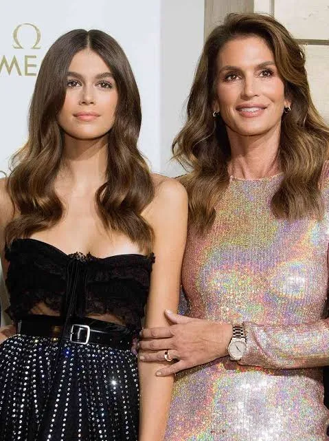 Cindy Crawford and Kaia Gerber Look Alike Mother-Daughter Duo Were Twins 17 Cindy Crawford and Kaia Gerber at a fashion event