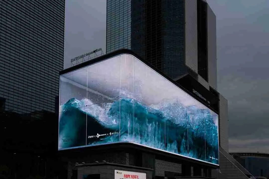 image-6 Photo Advertisement