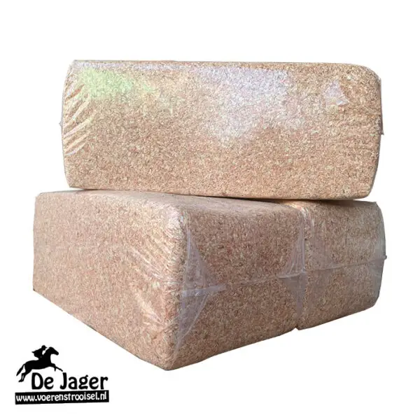 Huismerk grenen houtvezel 20 kg – pallet 48 balen