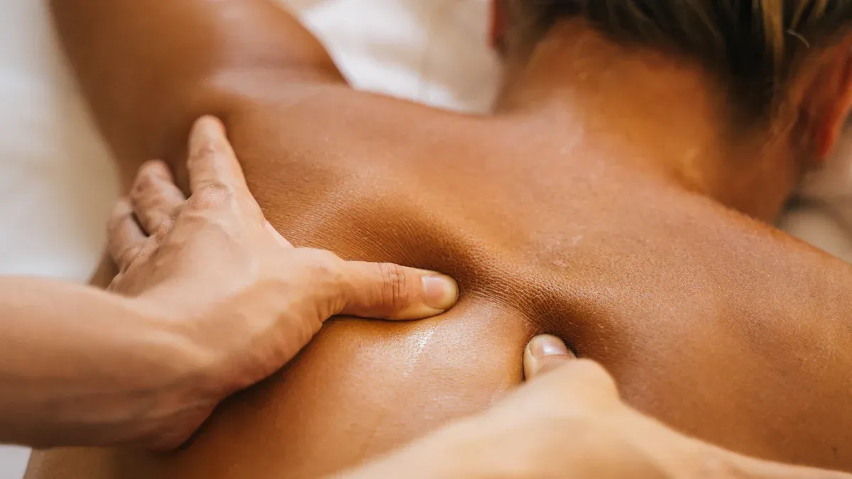 The Benefits of Heat Massage for Sports Rehabilitation