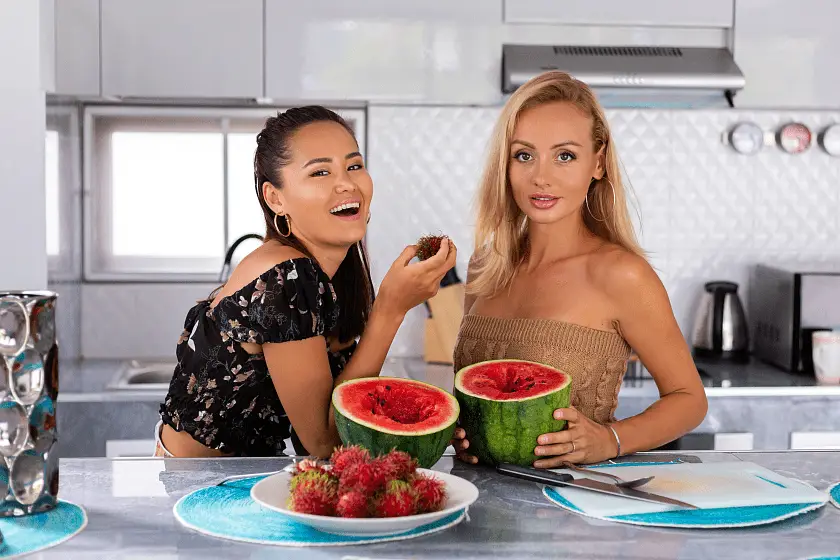 The Worst Crash Diets Ever-008 The Unconventional Guide To Crash Diets
