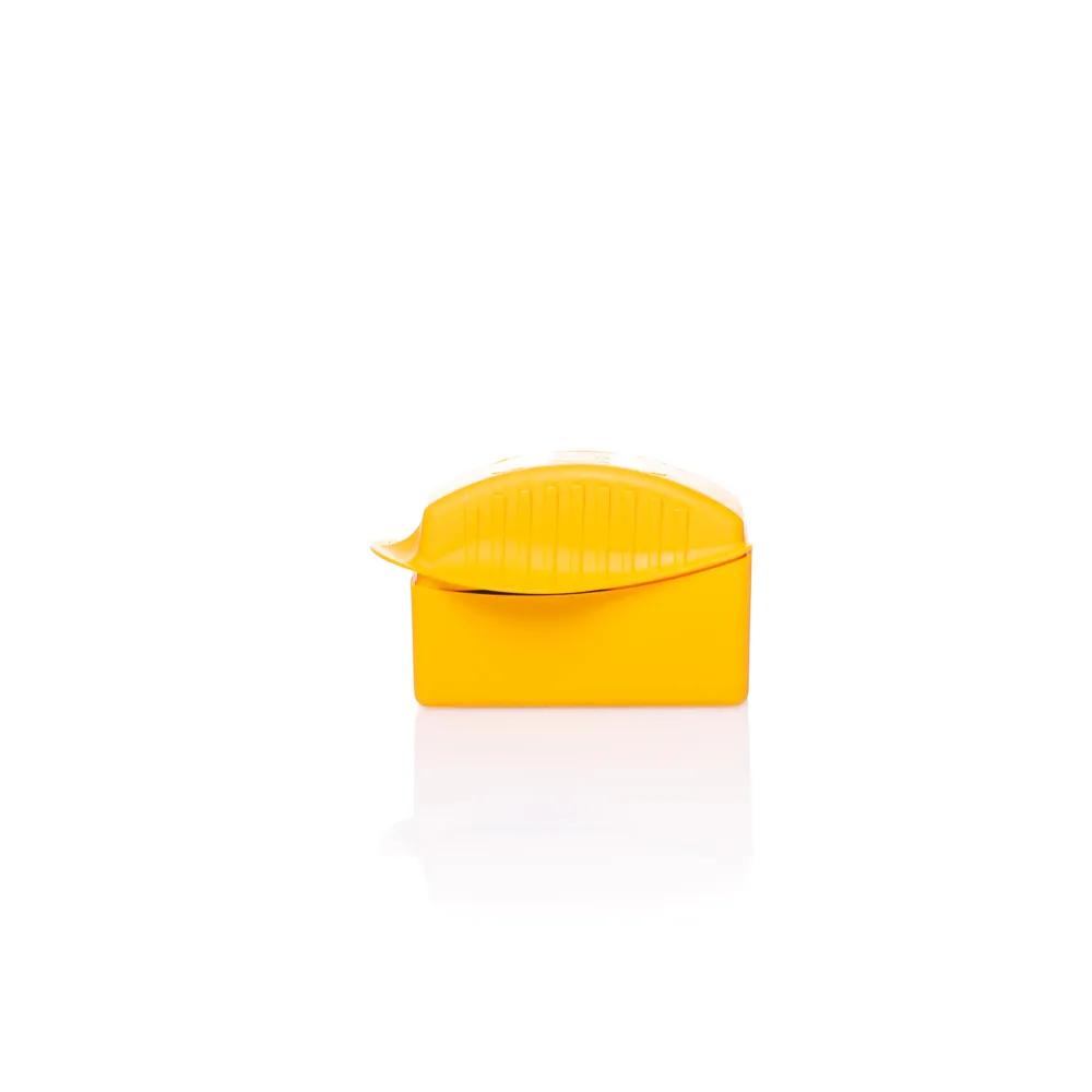 Ergonomic Tire Dressing Applicator - practical casing and plastic handle.
