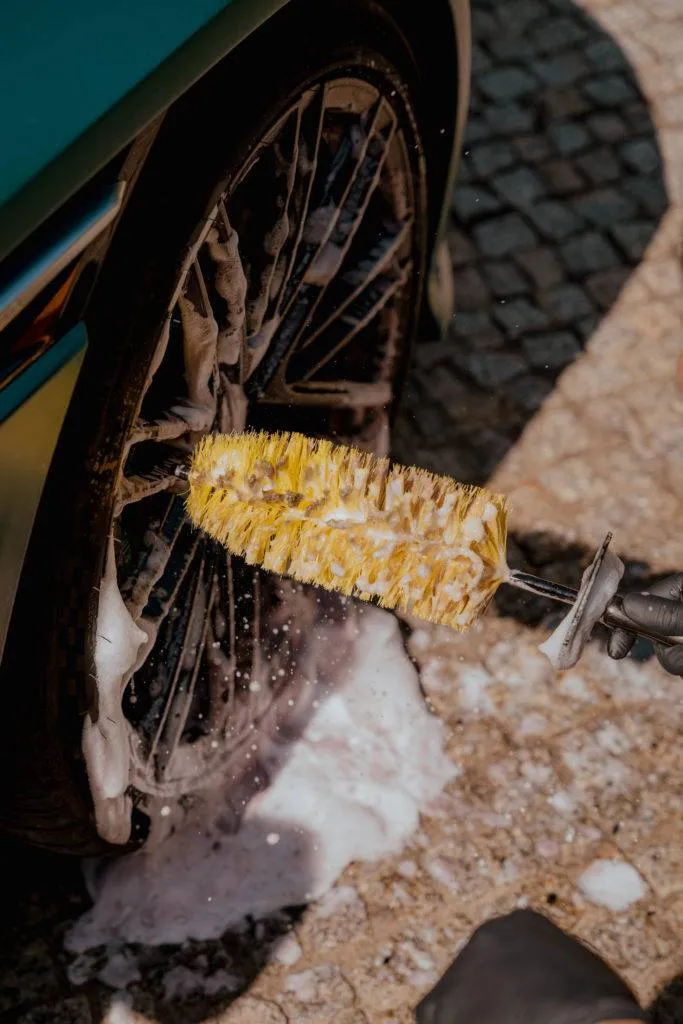 wheel cleaning with thunder