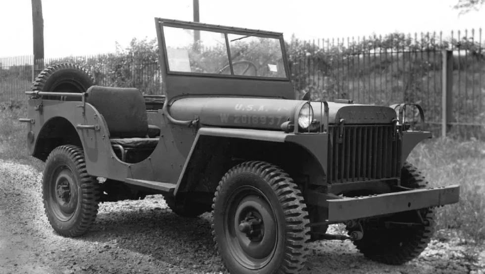 JEEP Willys légende des véhicules Off-road thème de Charade Classic #3 / Photo Edwin S Van Deusen, Wikimédia