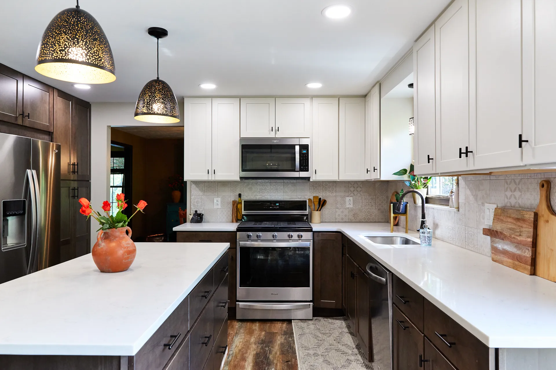 Venezia Carrara Quartz Kitchen Countertops quartz kitchen countertops