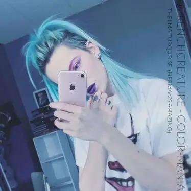 Merci @frenchcreature_ :) Coloration Cheveux Bleu Thelma Turquoise - Herman's Amazing | Color-Mania
