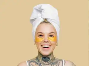 illustration de soins pour cheveux abimés