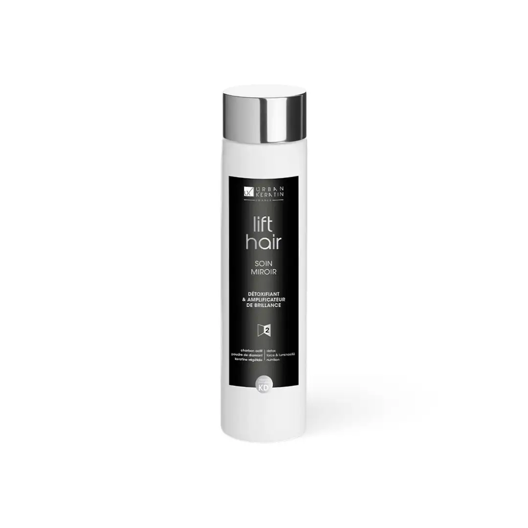 Après Shampoing Effet Miroir au Charbon Actif Lift Hair Color Mania