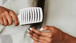 quelle brosse a cheveux color mania