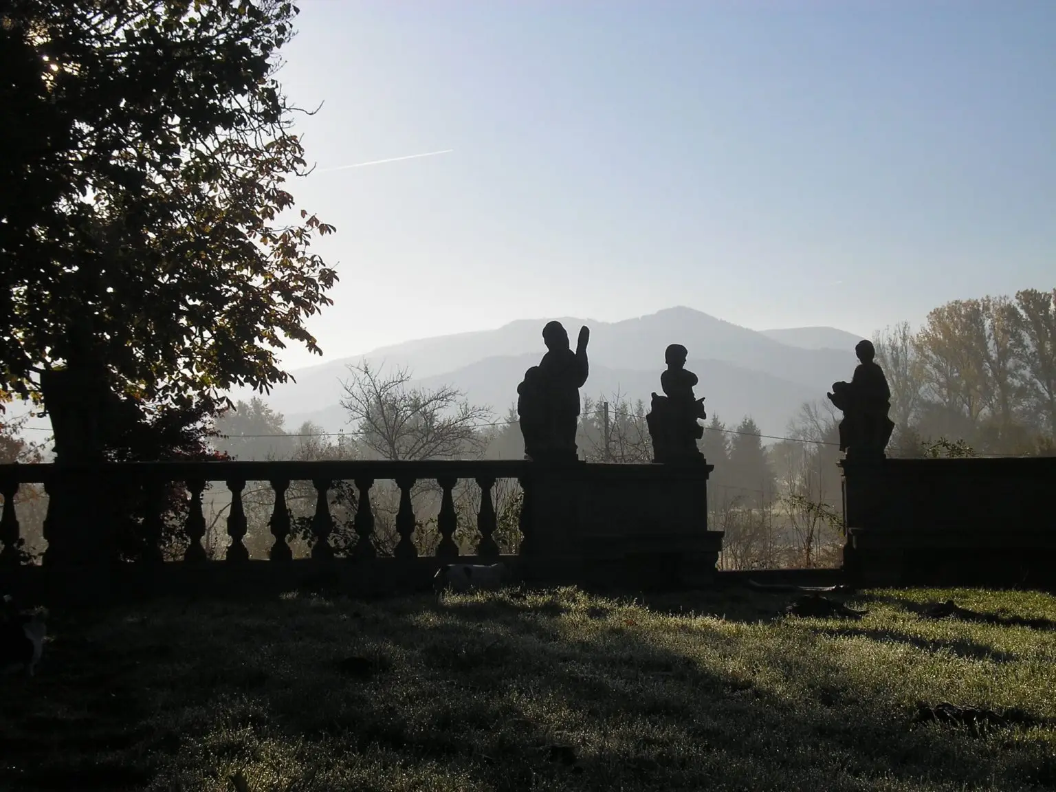 Fotogalerie Freiburg 4 Ueber Villa EOS Impression am Morgen 2 1536x1152 1