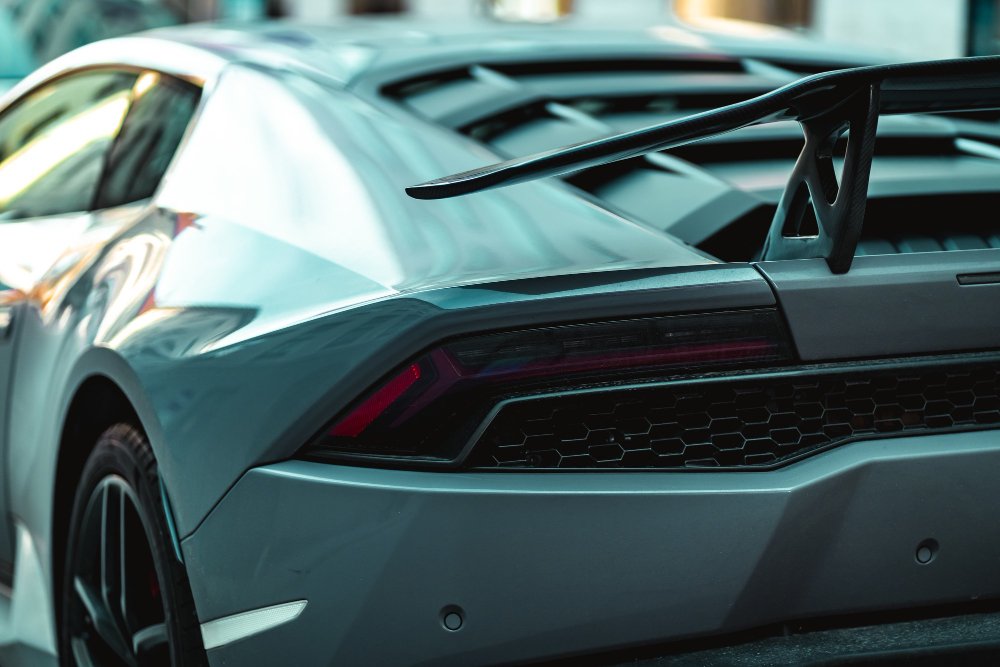Ultimate Lamborghini Huracan Desert Driving Tour Experience in Dubai