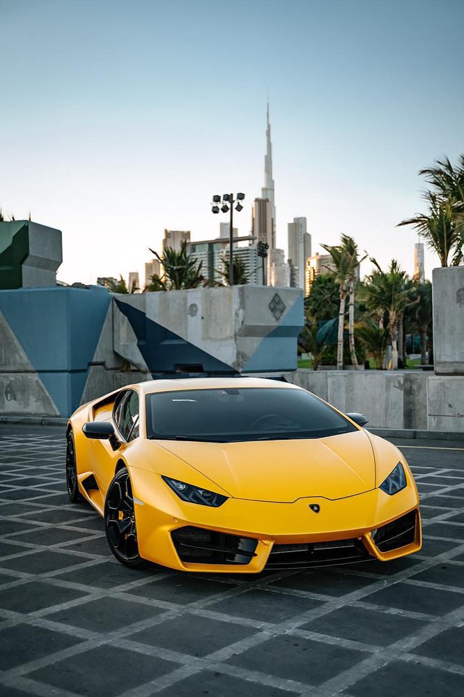 Ultimate Lamborghini Huracan Desert Driving Tour Experience in Dubai