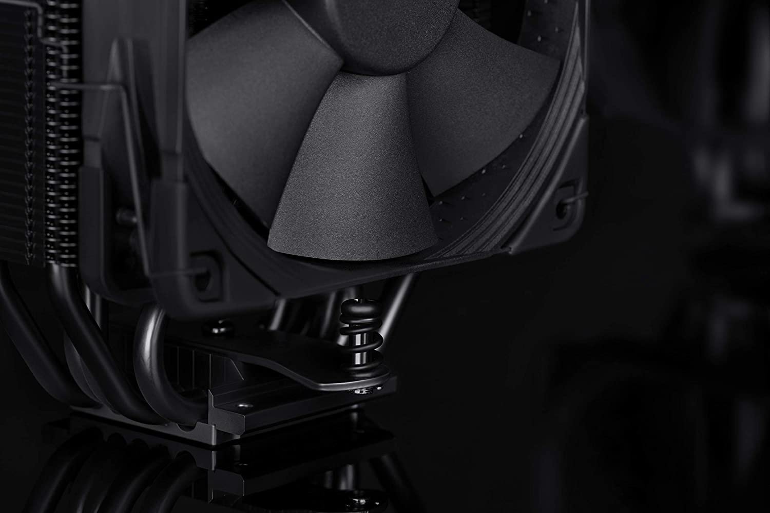Noctua NH-U12S Chromax Pure Black CPU Cooler with Intel LGA1700 Socket Noctua NH-U12S Chromax Pure Black CPU Cooler with Intel LGA1700 Socket