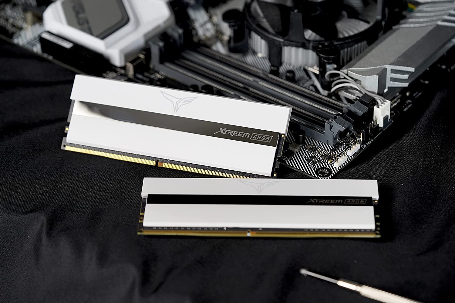 Teamgroup T-Force XTREEM ARGB 64GB (2 x 32GB) DDR4 3600MHz Memory TF13D464G3600HC18JDC01 Teamgroup T-Force XTREEM ARGB 64GB (2 x 32GB) DDR4 3600MHz Memory TF13D464G3600HC18JDC01