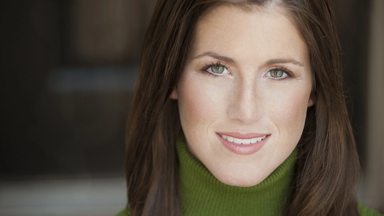 How to shoot a portrait in bright sunlight