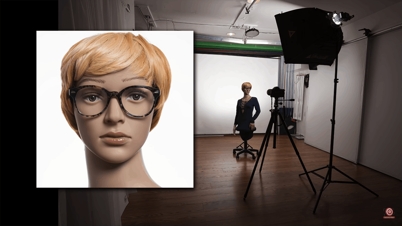 No glare in mannequin's glasses