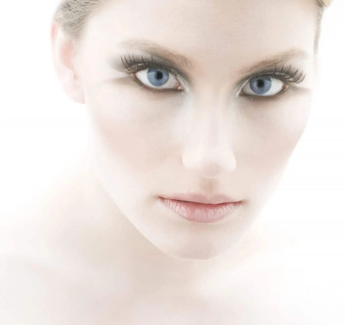 Beauty portrait photographed by Joe Edelman