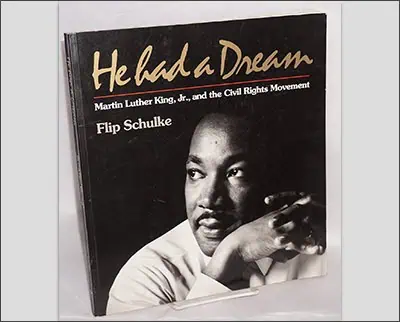 He Had a Dream: Martin Luther King, Jr. and the Civil Rights Movement Paperback – January 17, 1995by Flip Schulke (Author)