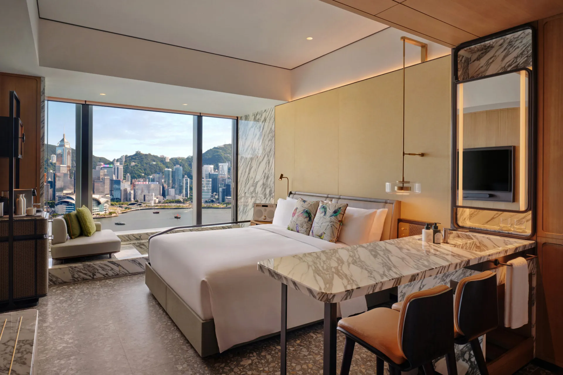 Rooms & Suites 23 ROOM-P~1