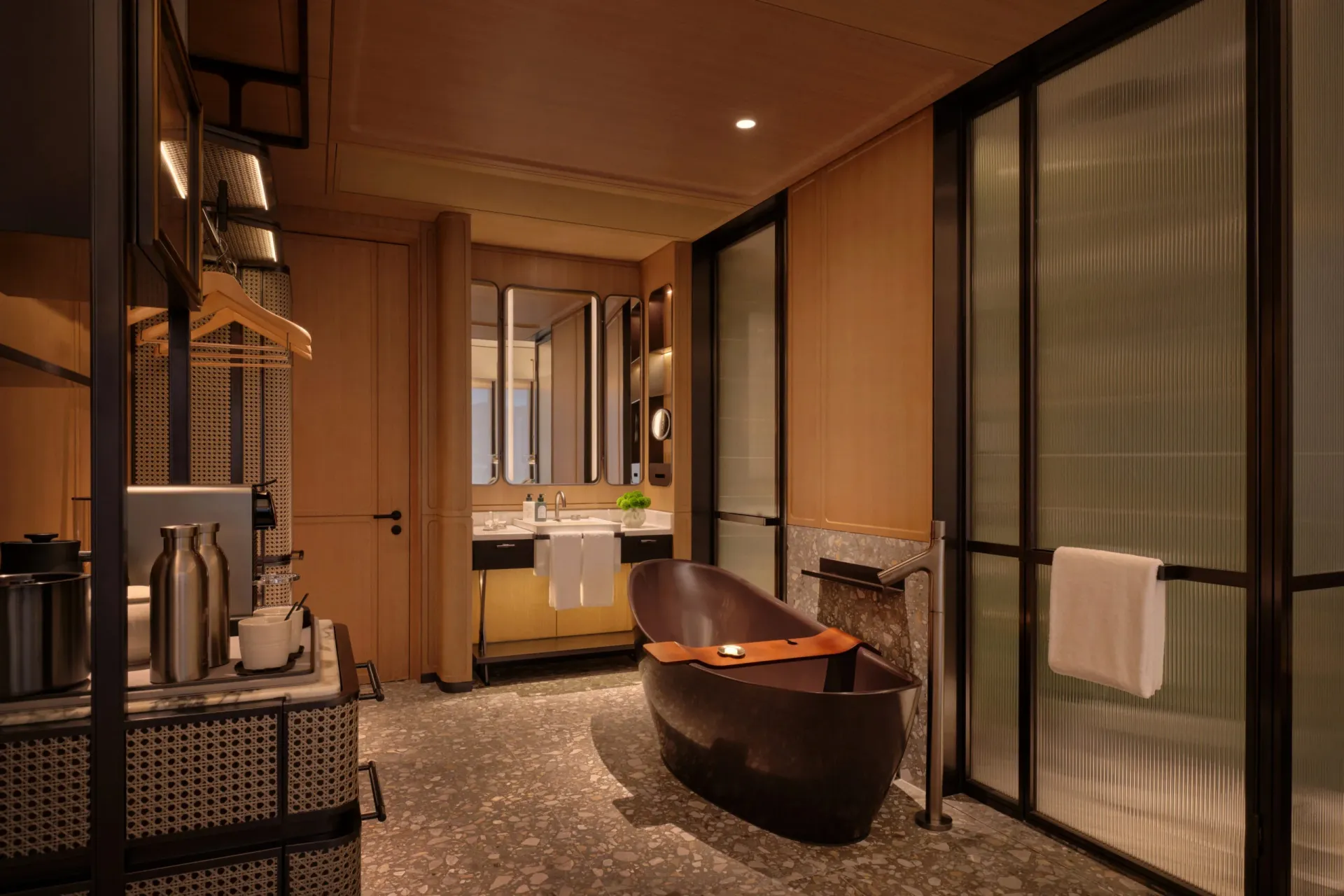 Rooms & Suites 13 Room-Premium_Washroom-scaled-1