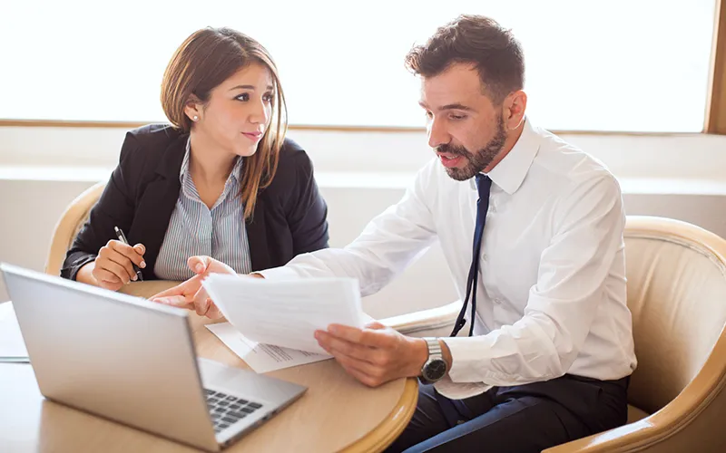 Why Buyers Don’t Like Salespeople 10 Why Buyers Don’t Like Salespeople