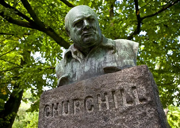 Winston Churchill’s Finest Hour Speech: A Template for Modern Leaders 10 Winston Churchill’s Finest Hour Speech: A Template for Modern Leaders