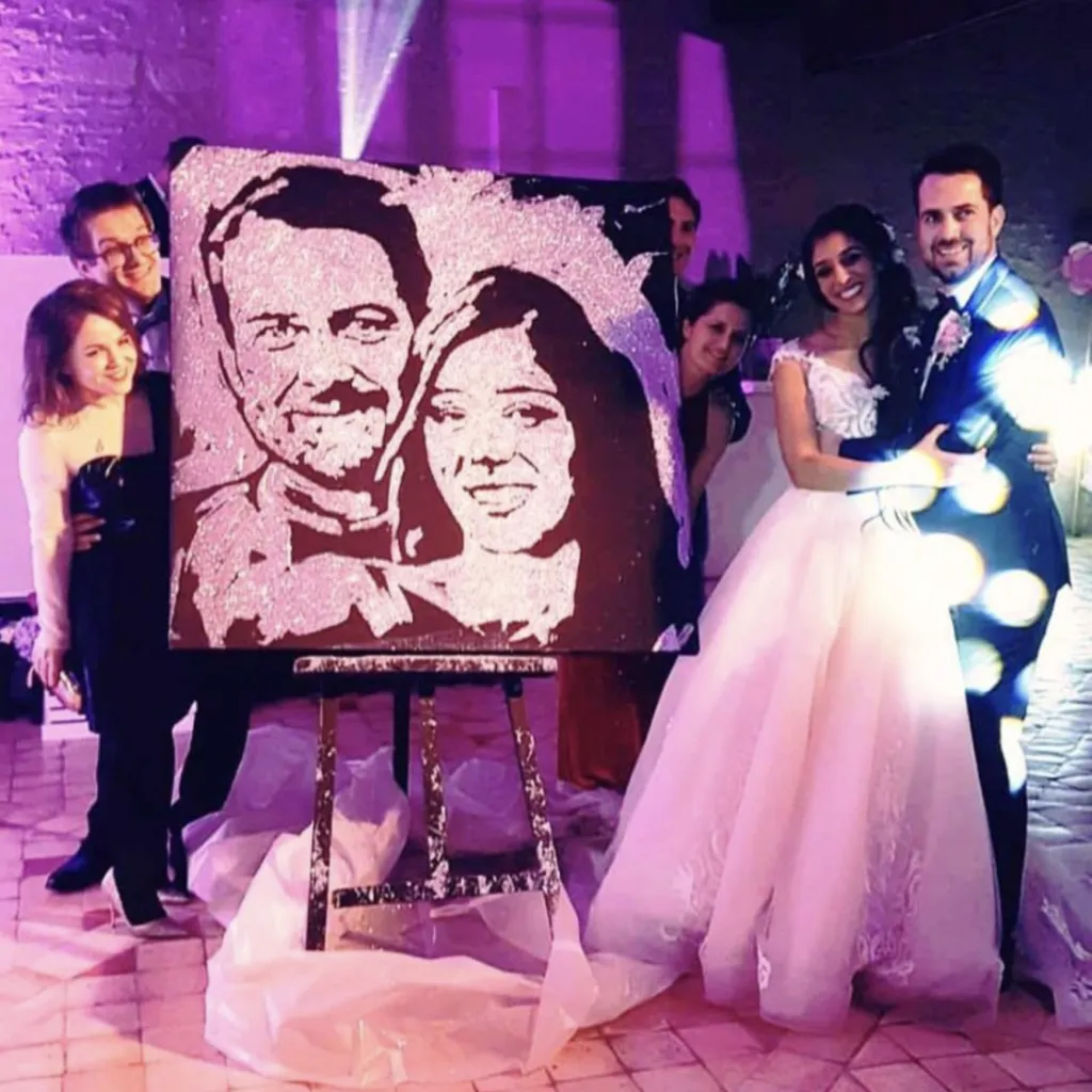 peintre performer ou speed painting 03 - Glitter painting - Glitter painting - Le Magicien de mon Mariage - Animation Mariage Originale Peintre Performer - Speed Painting / Glitter Painting