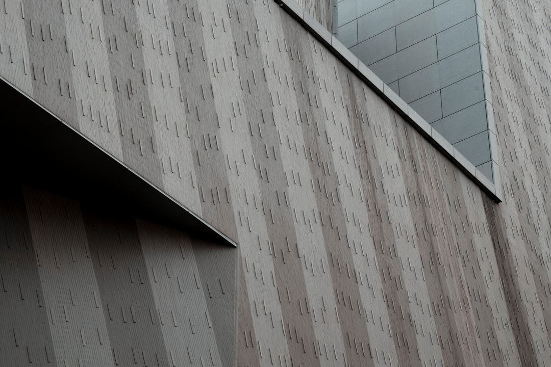 BATHROOM & LAUNDRY RENOVATIONS PERTH-REVAMP YOUR SPACE: BATHROOM REMODELING IN PERTH 1 PHOTO MODERN TILES