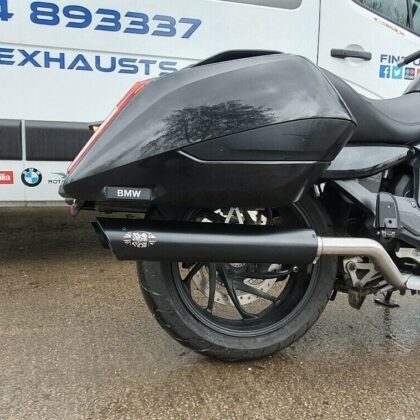 s l1600 1 BMW K1600B Bagger GTA 2016-2020 Black, Slash cut Performance Exhausts Mufflers bmw k1600b bagger gta 2016-2020 black detail