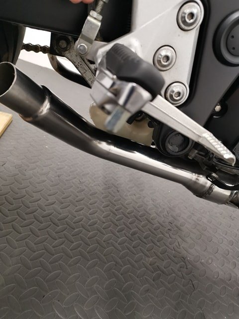Suzuki GSXR 600 750 2011 - 2019 L1 - L9 DE CAT suzuki gsxr 600 close-up