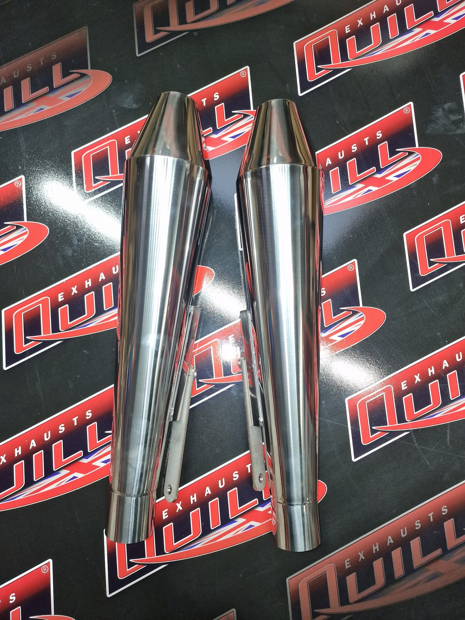 2x Universal Reverse Cone Performance Motorbike Exhausts 47.5mm Inlet with Clamp 2 x universal reverse cone motorbike exhausts 47.5mm inlet with spring hooks - 2 x Universal Reverse Cone Motorbike Exhausts 47.5mm Inlet with Spring Hooks